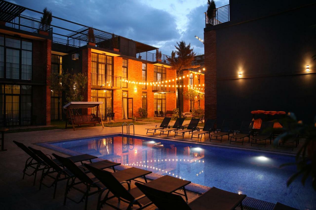 Citron Cottages Batumi Esterno foto