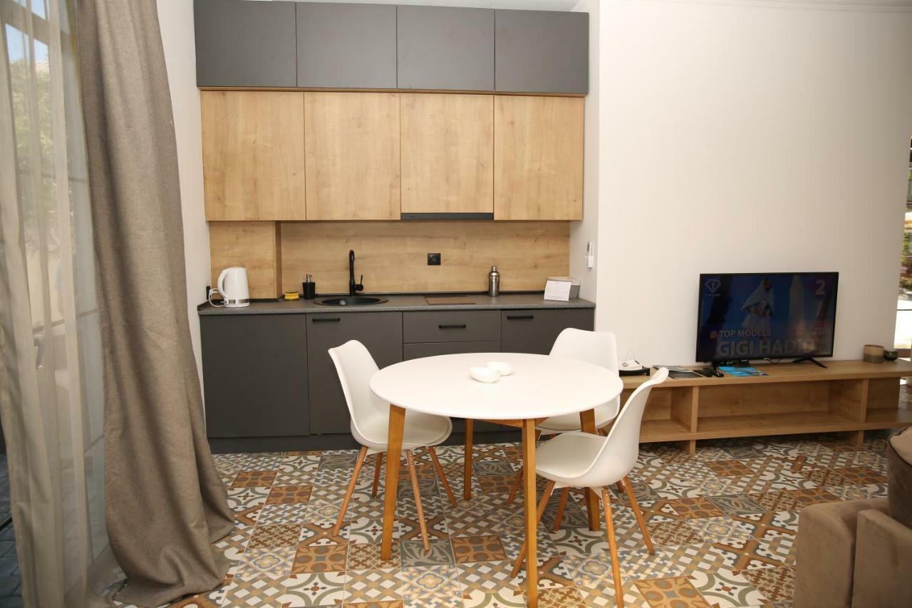Citron Cottages Batumi Esterno foto