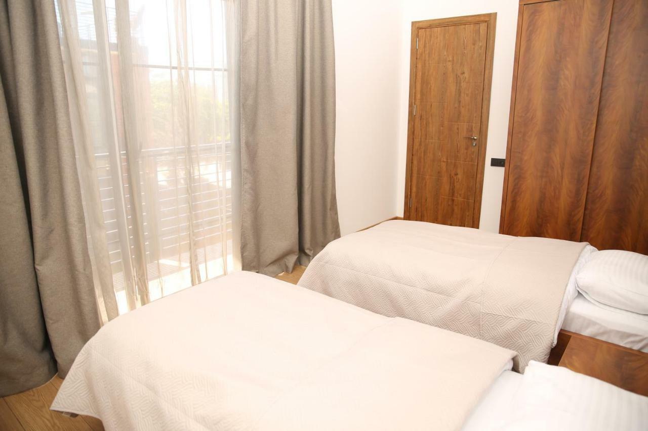 Citron Cottages Batumi Esterno foto